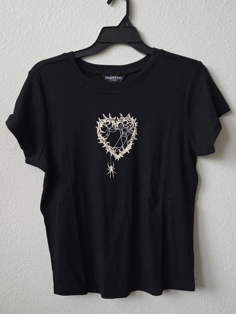 Torrid Nightfall Thorned Heart Spider Women's Crew Baby Tee Plus Size 2 2X 16/18